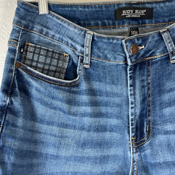 Judy Blue Dark Wash Skinny Jeans - Picture 2 of 6